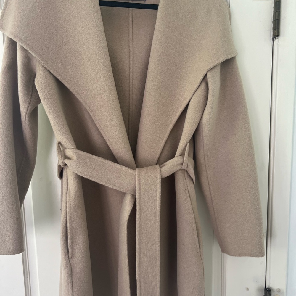 TAHARI Double Face Wool Blend Tan Wrap Style Coat with Belt and Pockets. Sz M